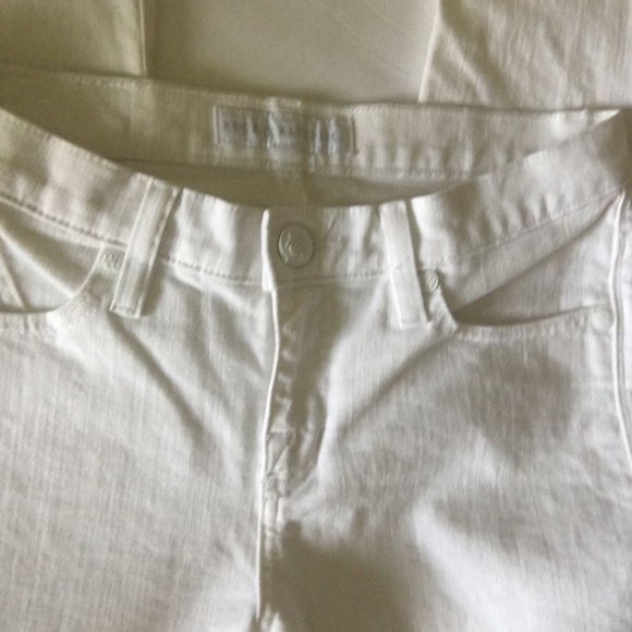 Rock & Republic White Jewel Embellished Jean Size8 - Picture 9 of 10